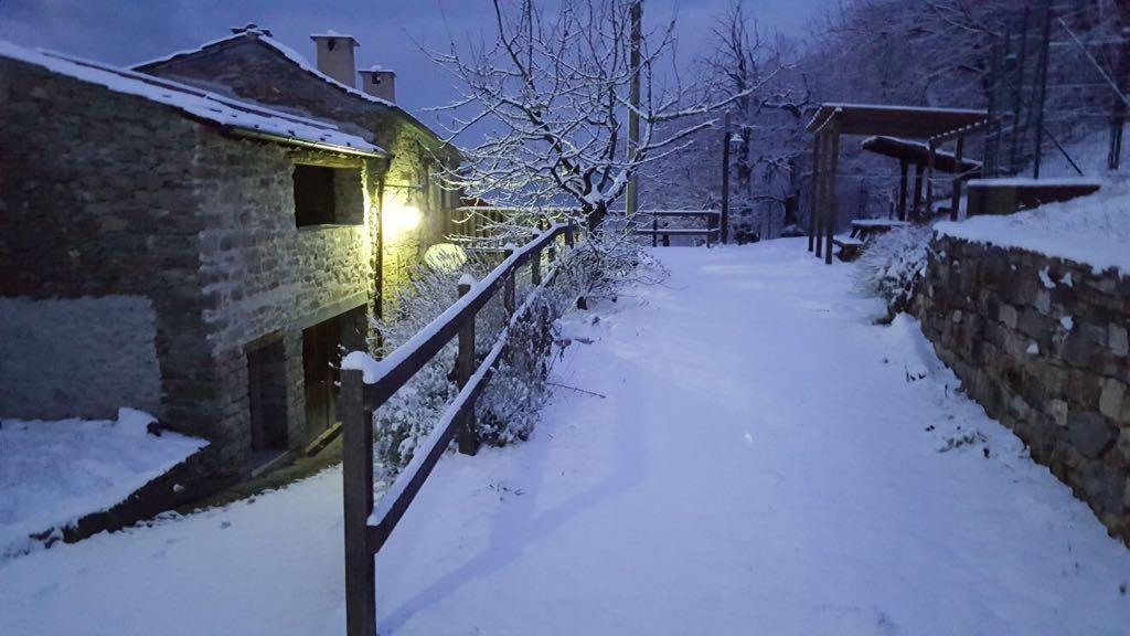 Hotel Ca' da Cardella Mendatica Esterno foto